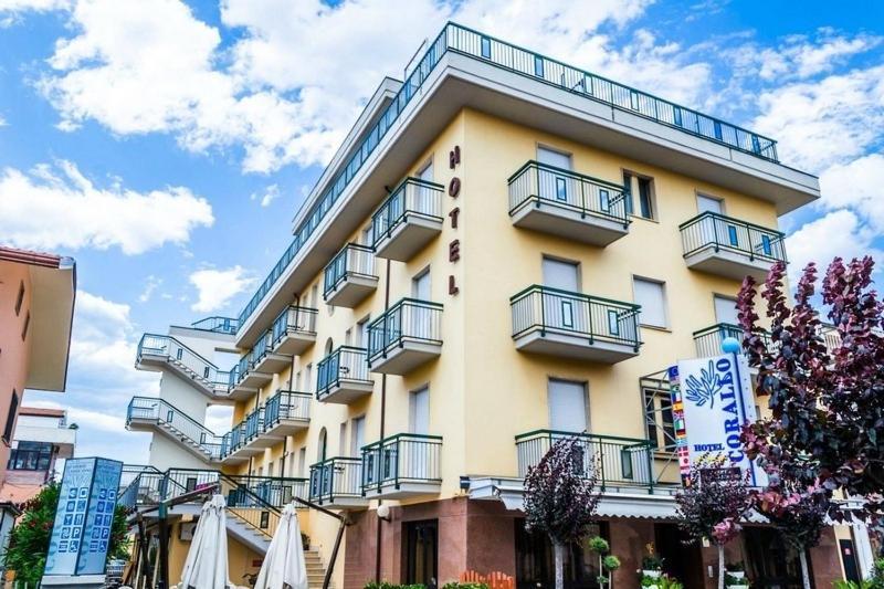 Hotel Corallo 길라노바리도 외부 사진